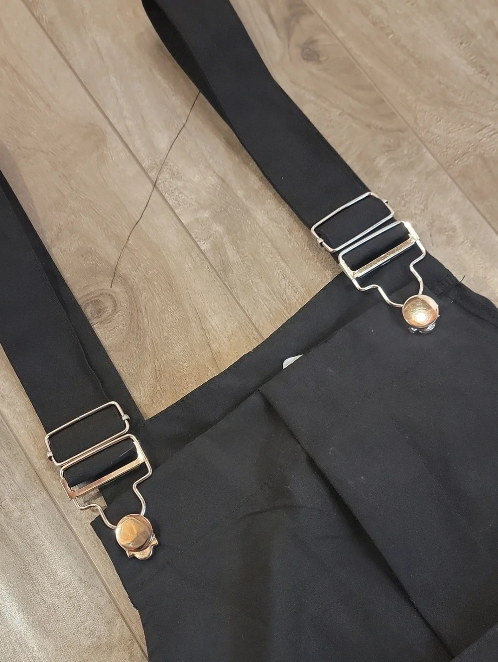 ❄️3/$30 Black Utility Cargo Jumpsuit with Adjustable Straps - Picture 4 of 7